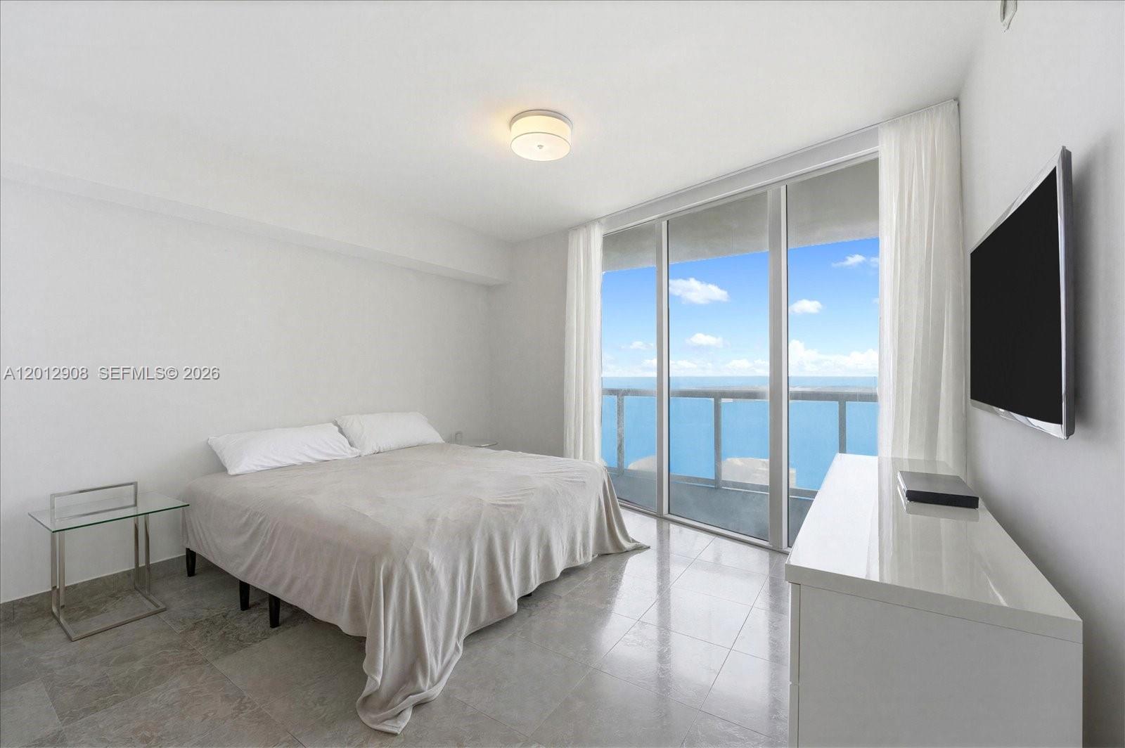 465 Brickell Ave # 4805