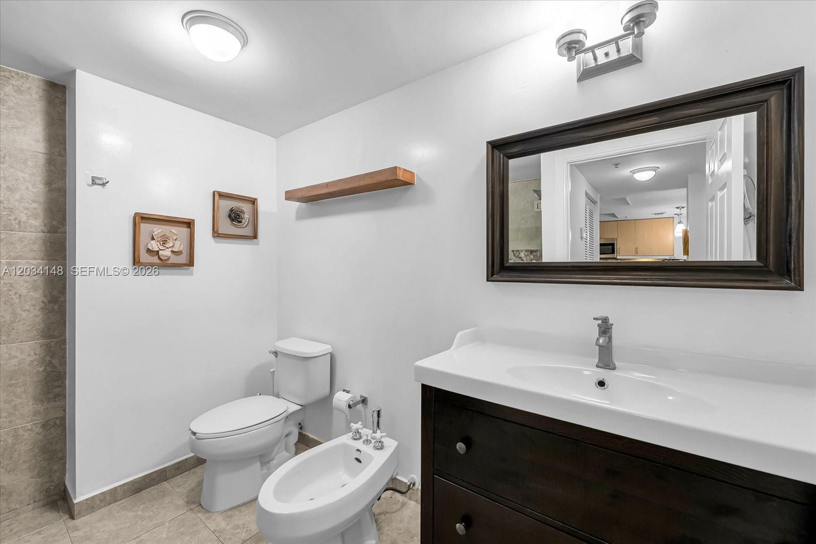 2951 S Bayshore Dr # 307