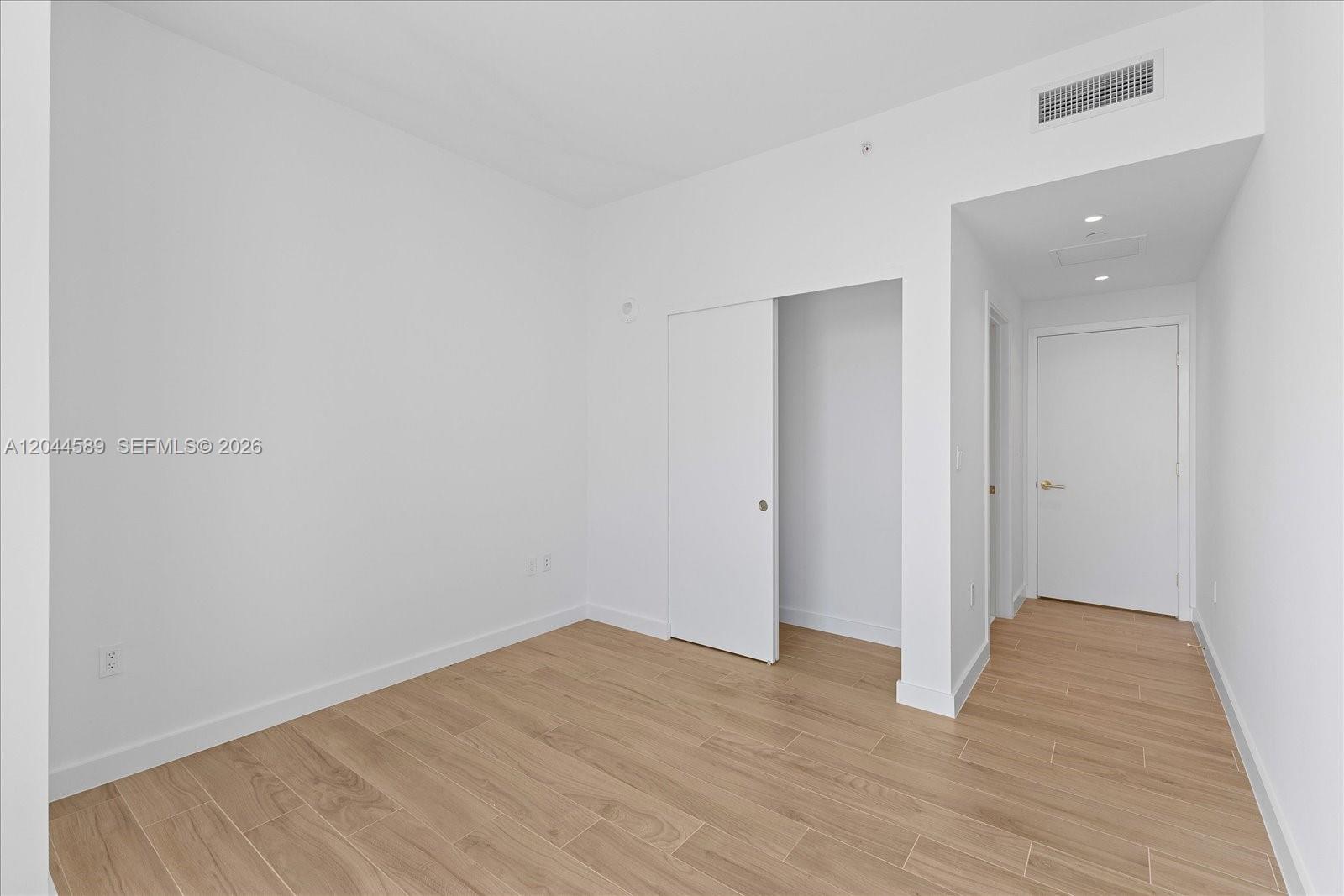 2678 Tigertail Ave # 1001