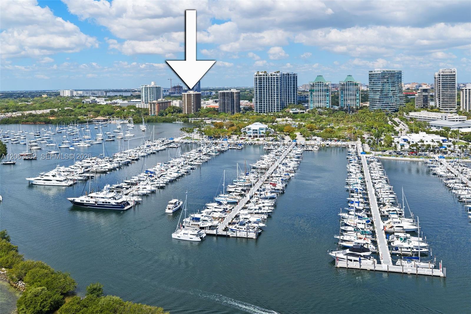2901 S Bayshore Dr # 8E