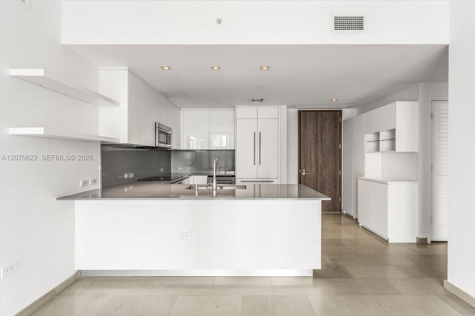 68 SE 6th St # 2304