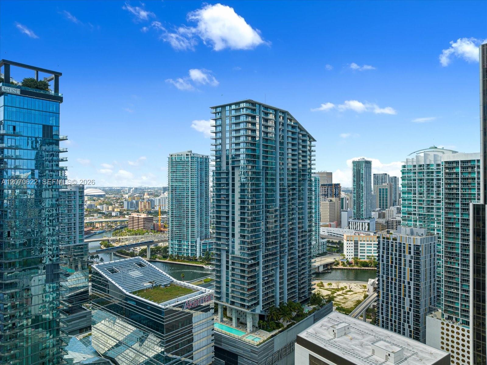 68 SE 6th St # 2304