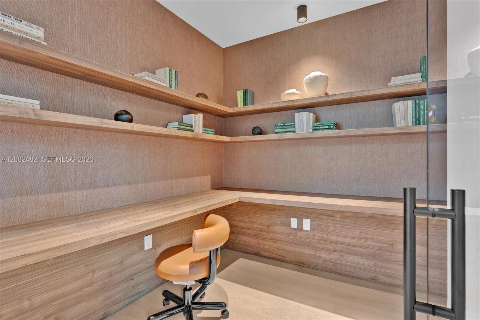 2200 Brickell Ave # 202
