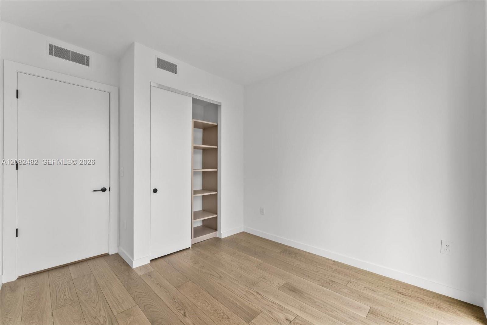 2200 Brickell Ave # 202