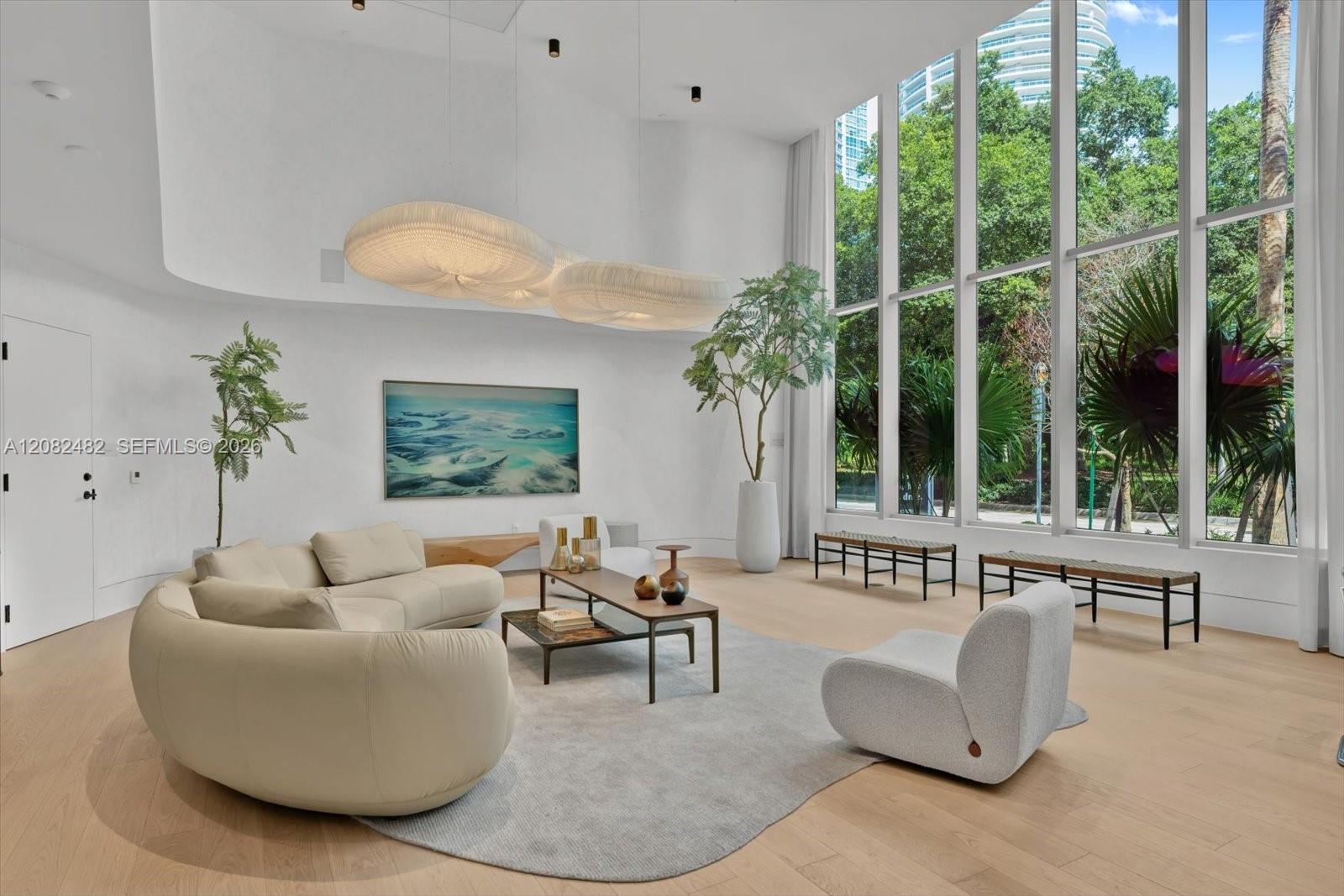 2200 Brickell Ave # 202