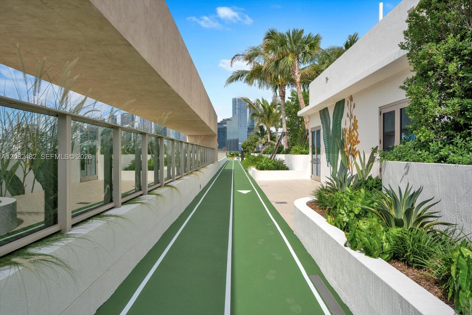 2200 Brickell Ave # 202