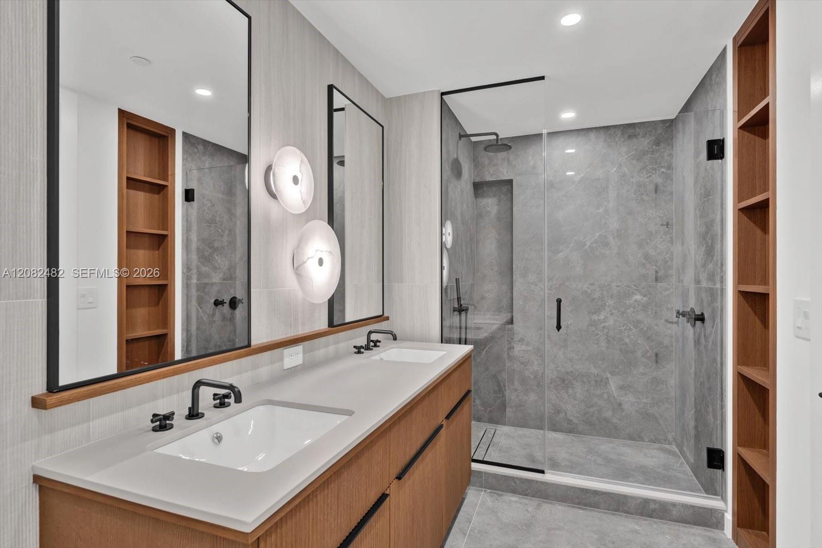 2200 Brickell Ave # 202