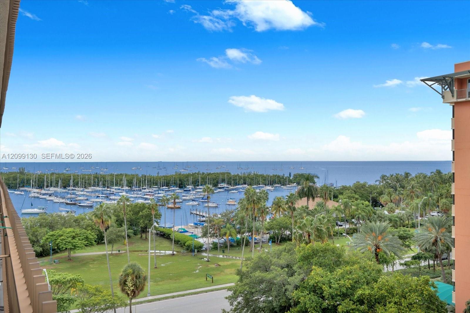 2901 S Bayshore Dr # 8E