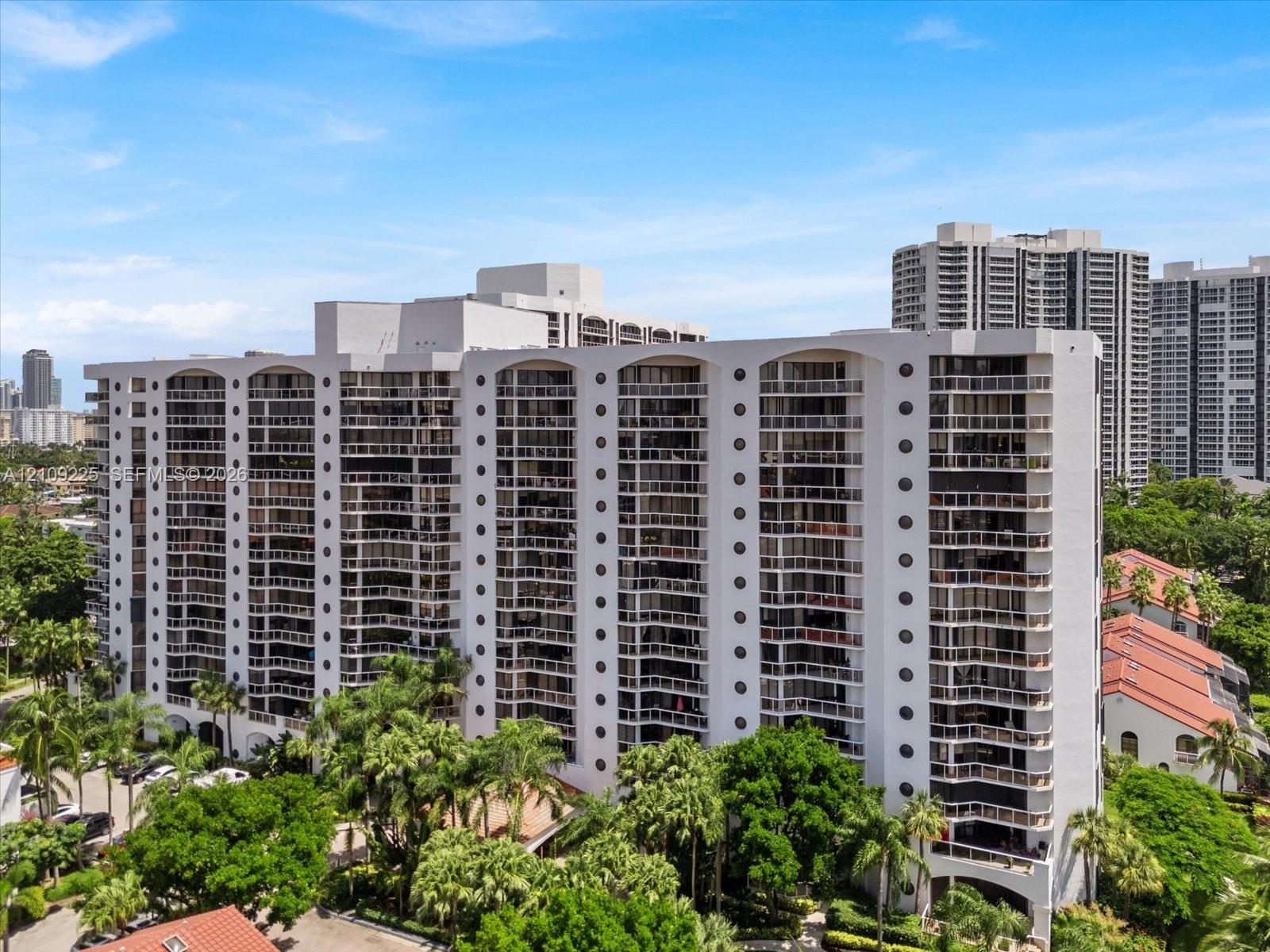 3610 Yacht Club Dr # 805