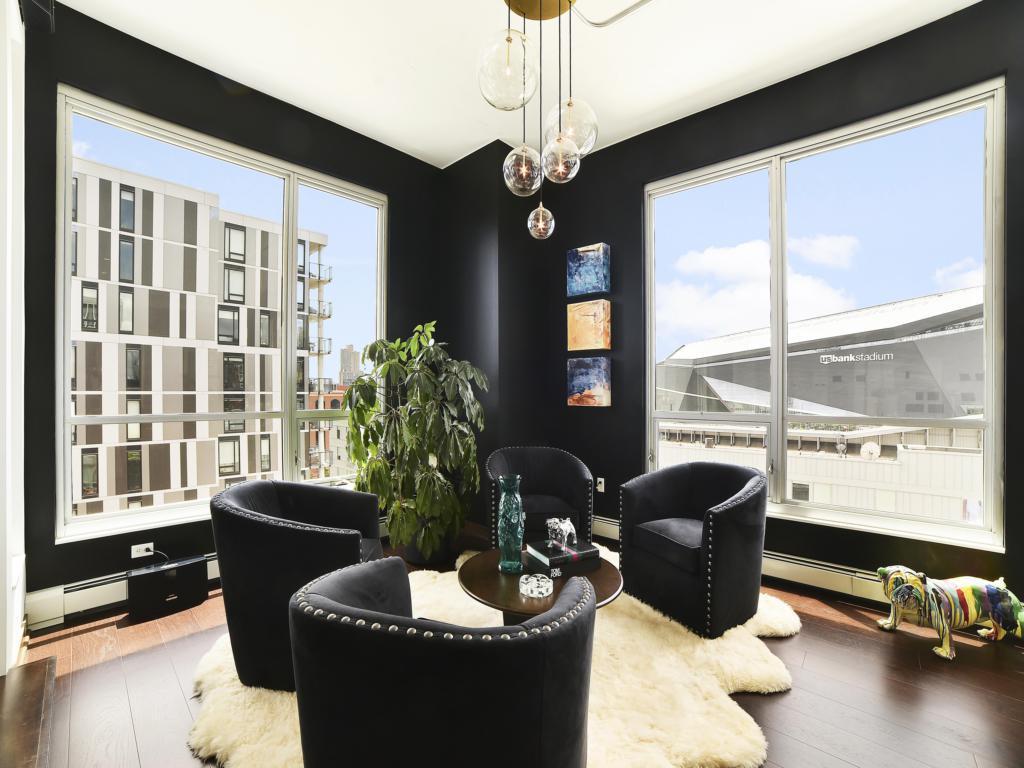 901 S 2nd Street Unit: 708