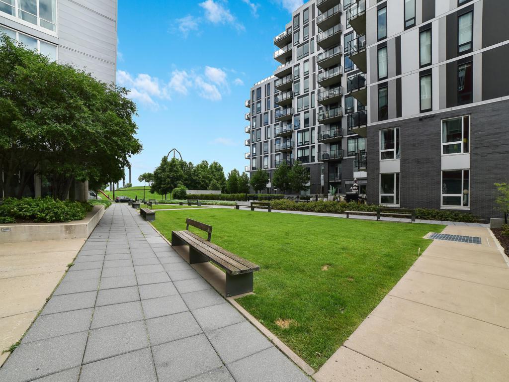 901 S 2nd Street Unit: 708