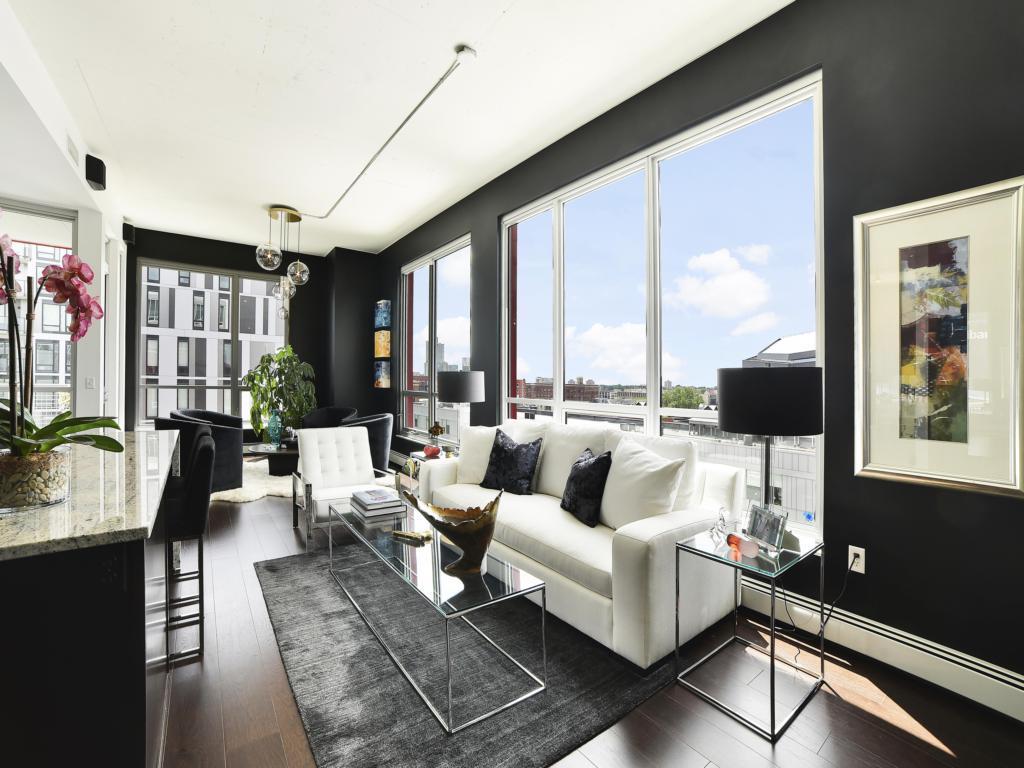 901 S 2nd Street Unit: 708