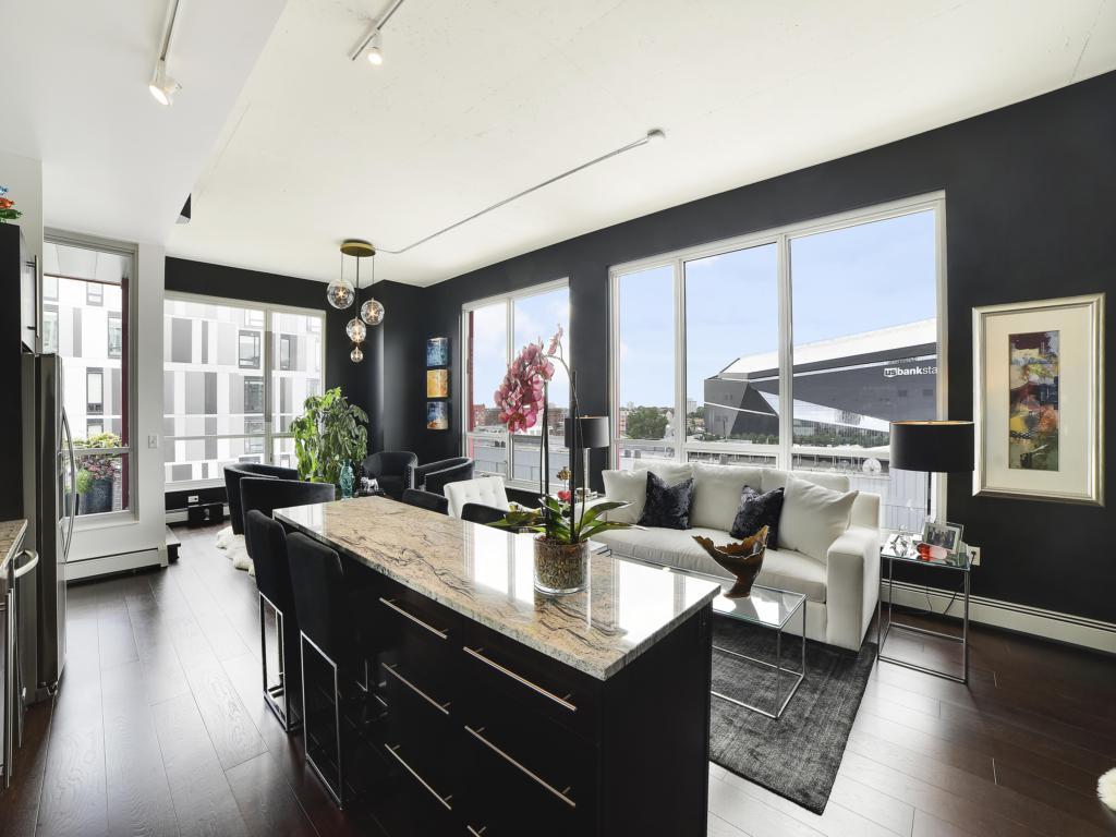 901 S 2nd Street Unit: 708
