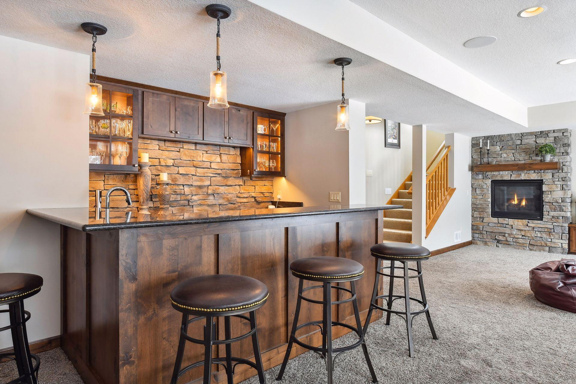 7261 Tamarack Trail