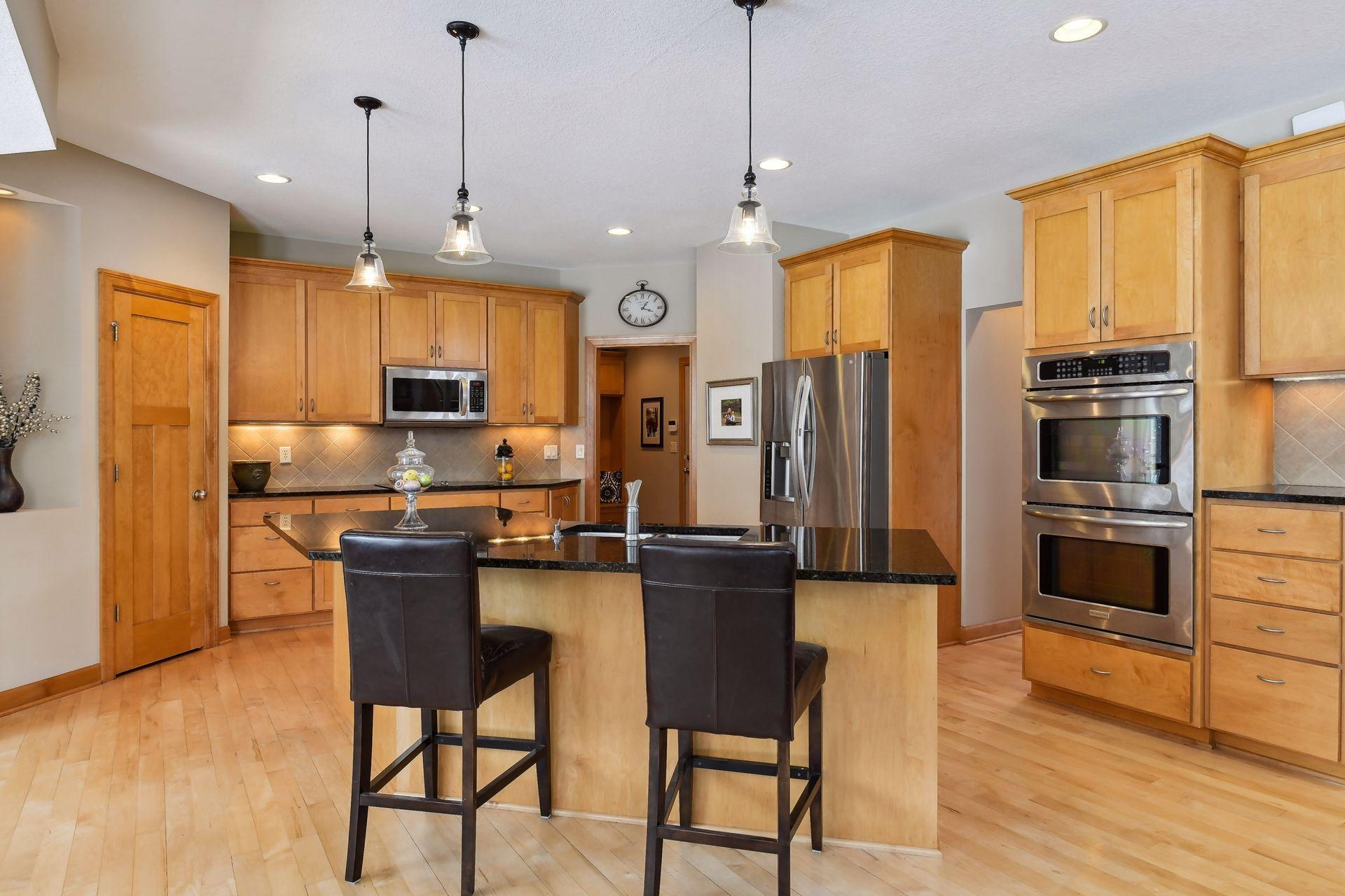 7261 Tamarack Trail
