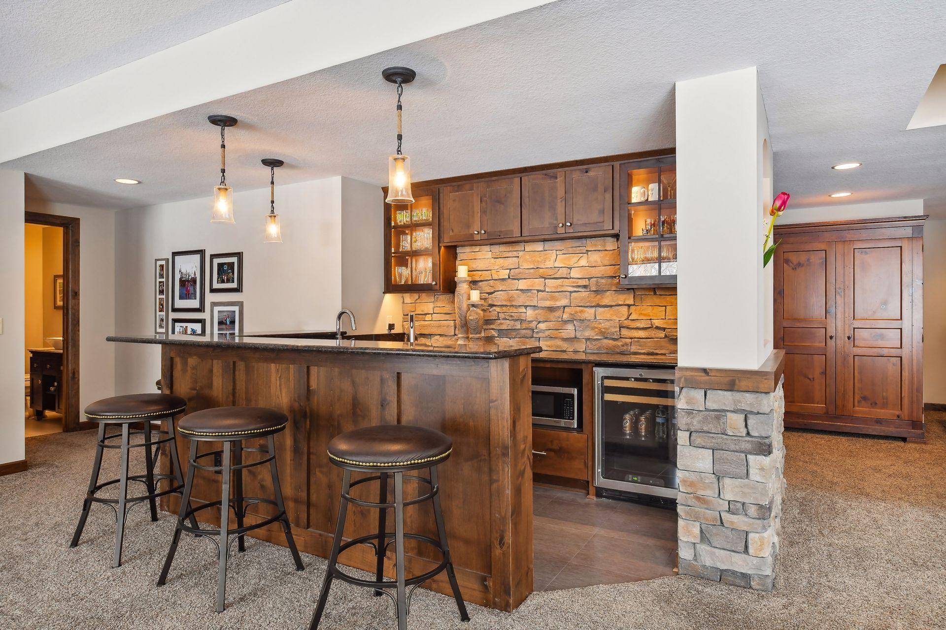 7261 Tamarack Trail