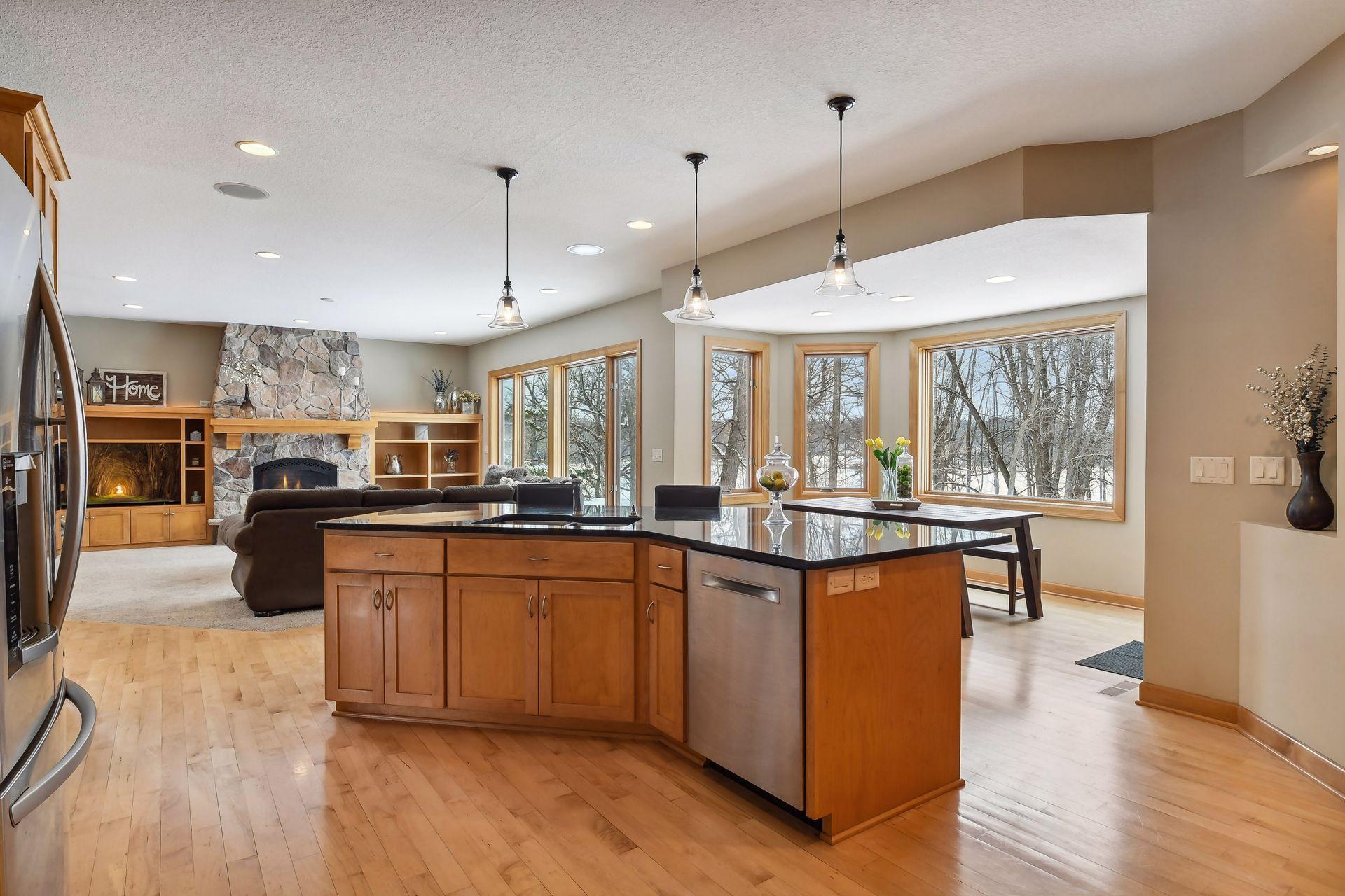 7261 Tamarack Trail