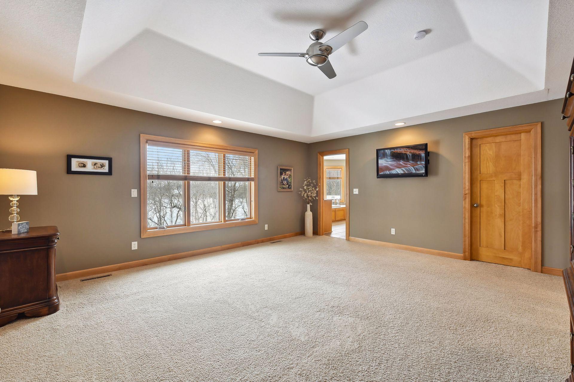 7261 Tamarack Trail
