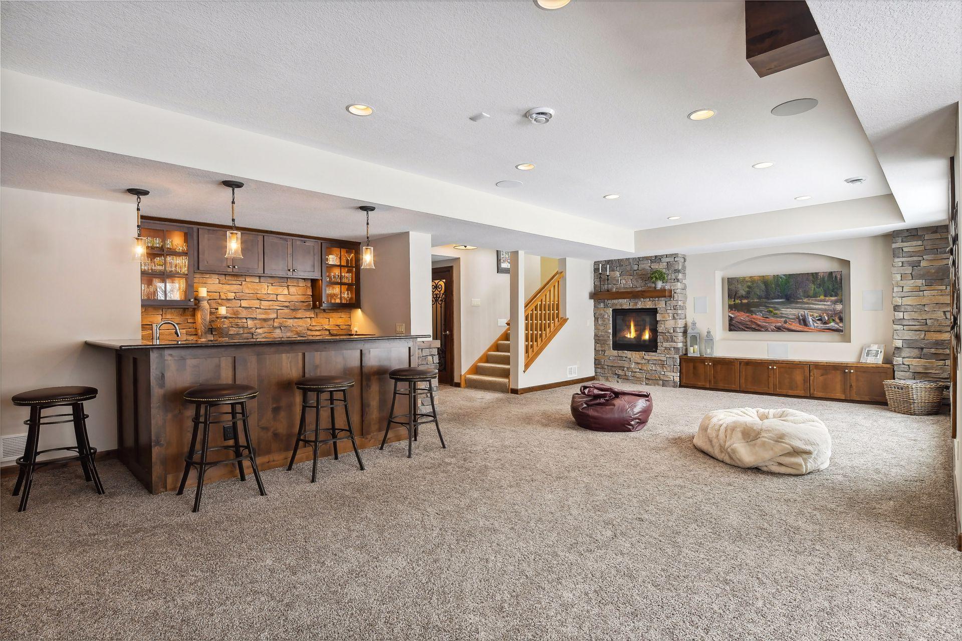 7261 Tamarack Trail