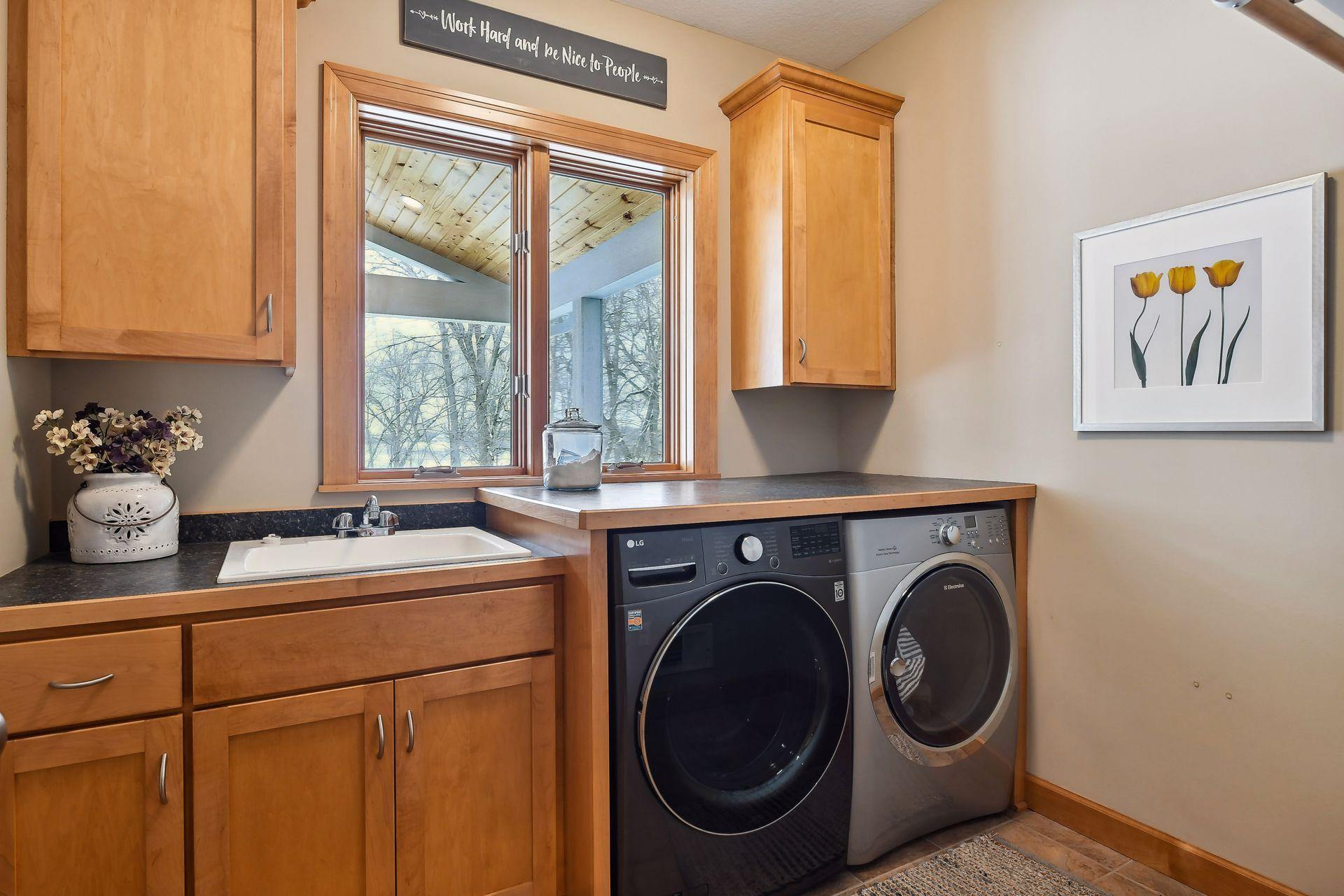 7261 Tamarack Trail