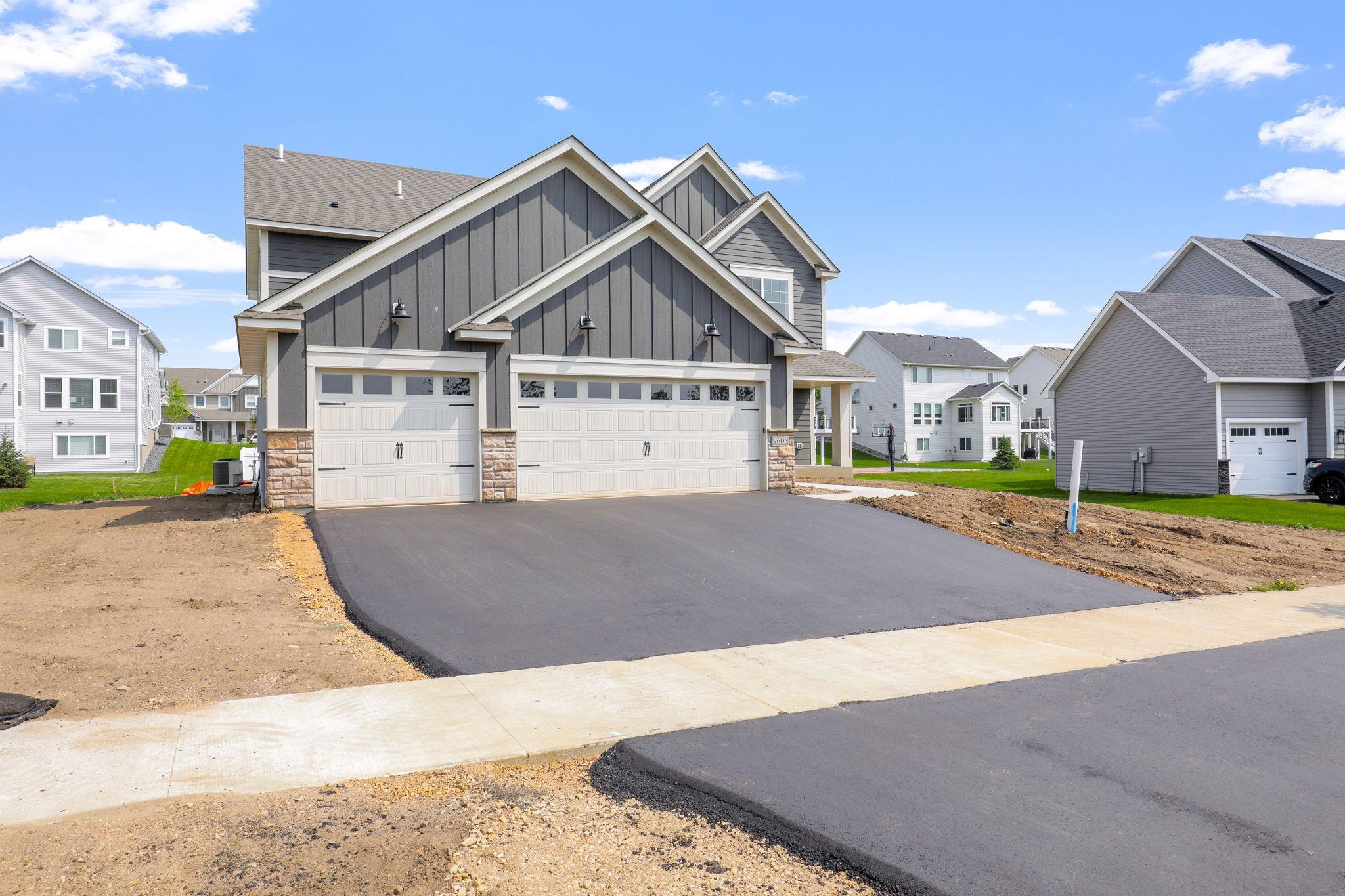 9605 West Wind Trail