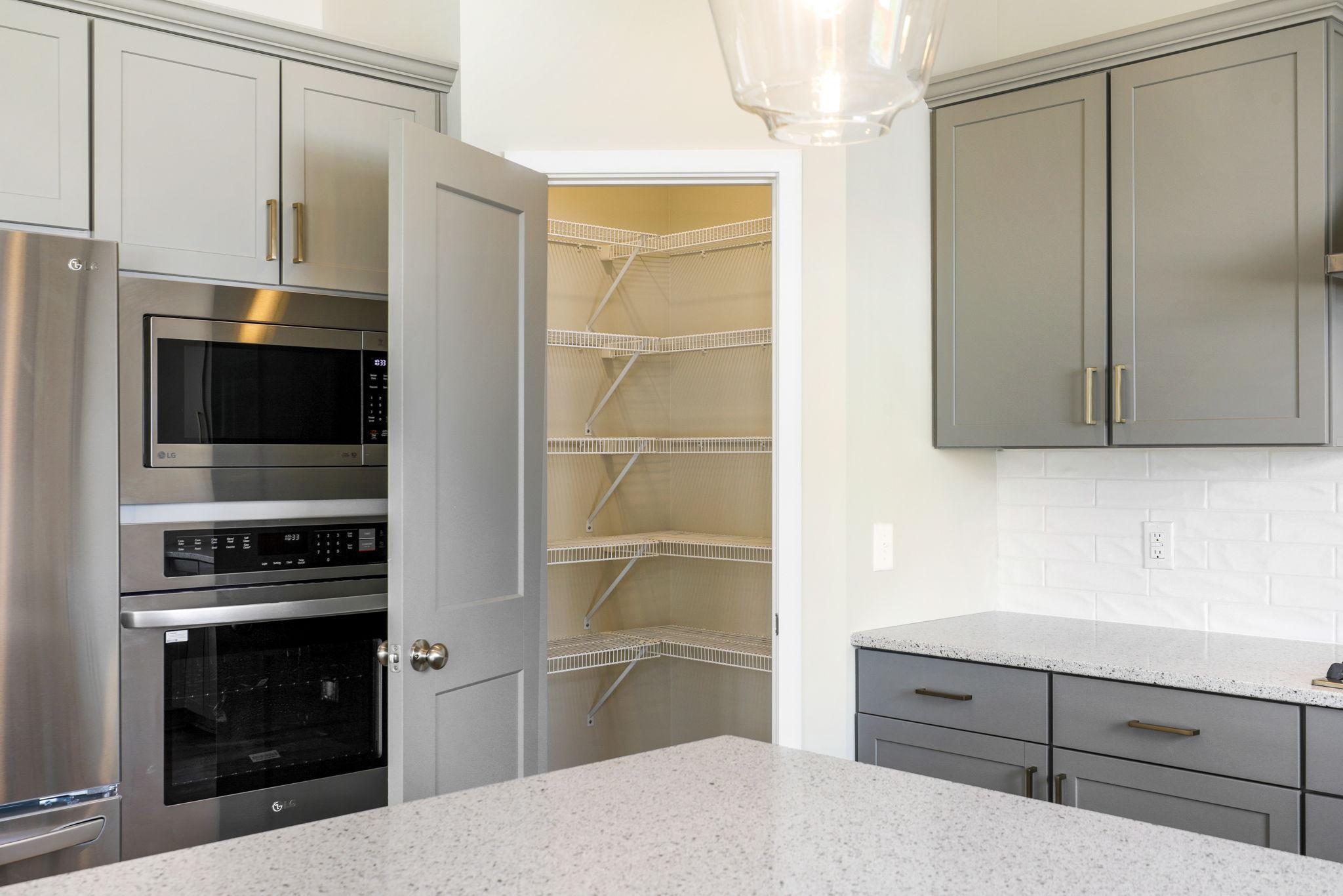 9605 West Wind Trail