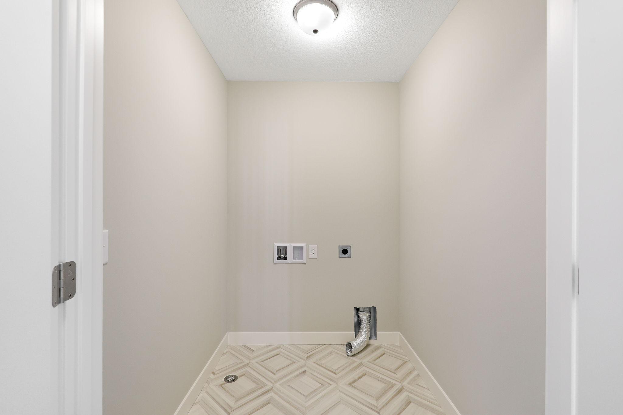9605 West Wind Trail