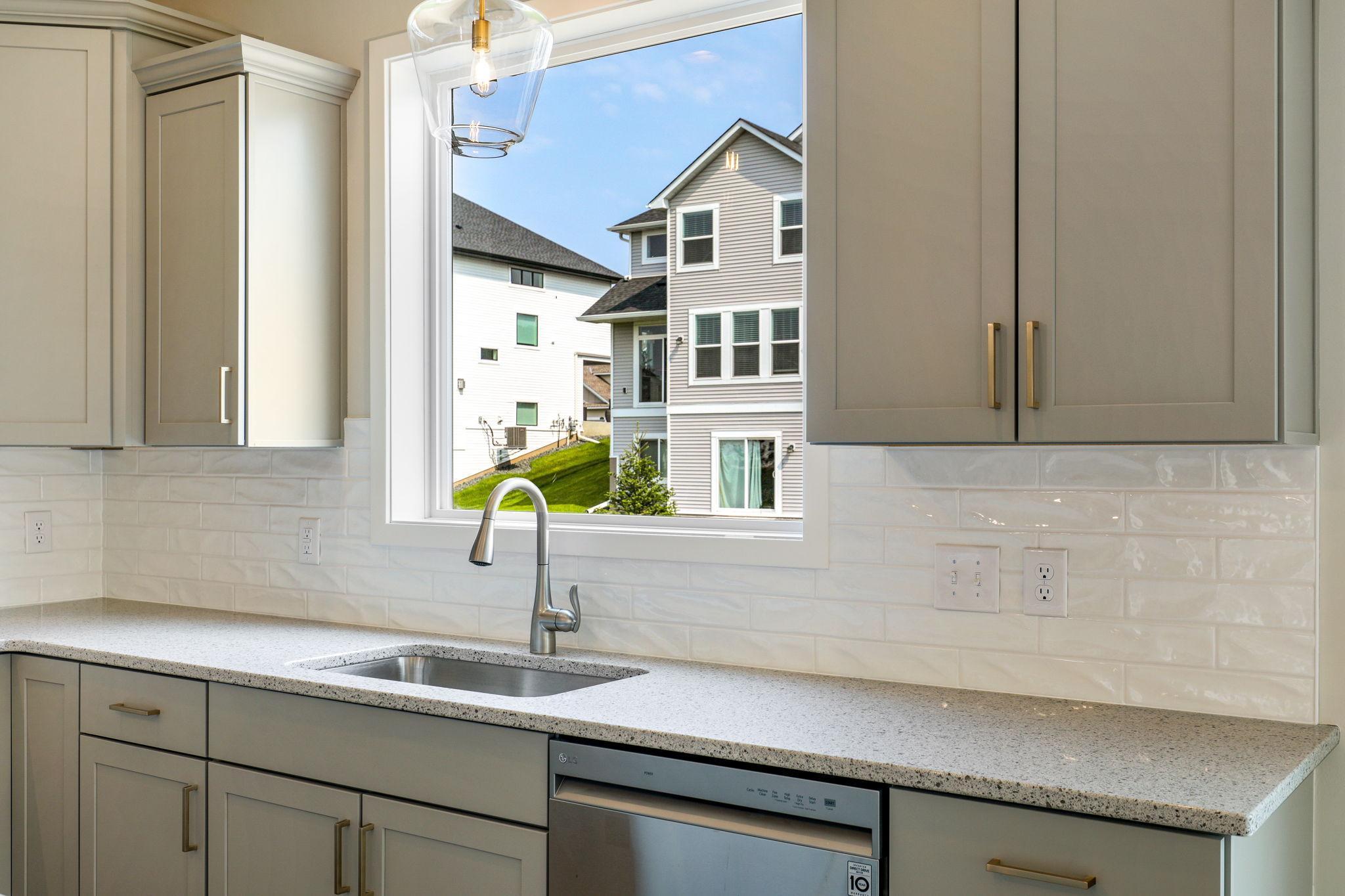 9605 West Wind Trail