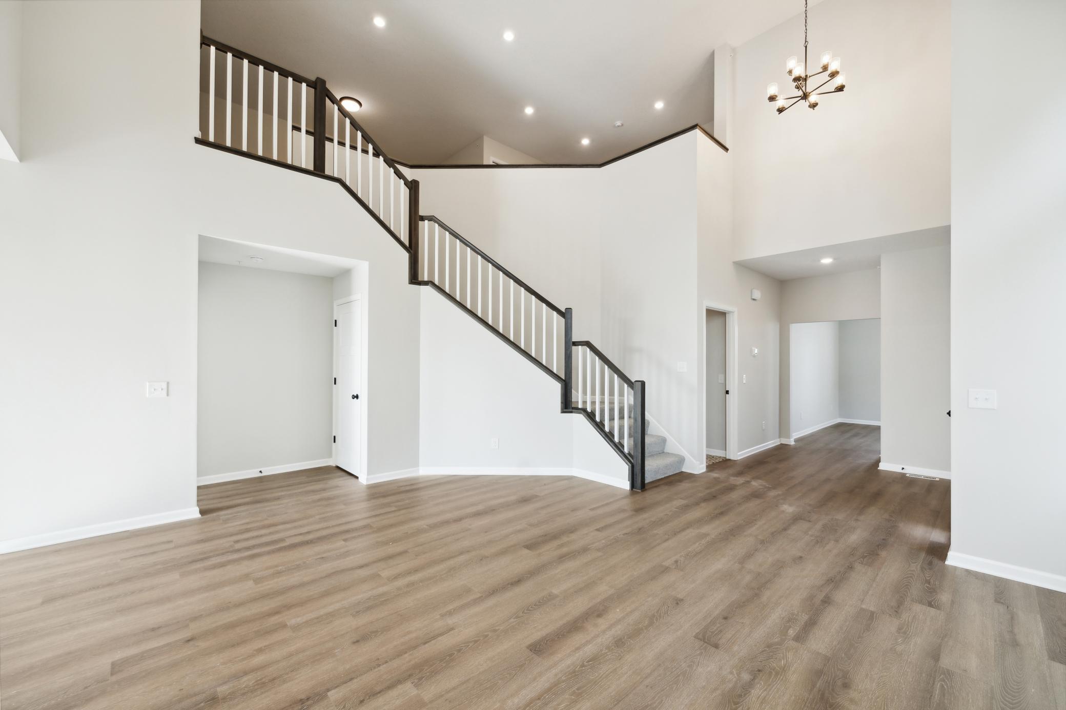 6739 Bluestem Way