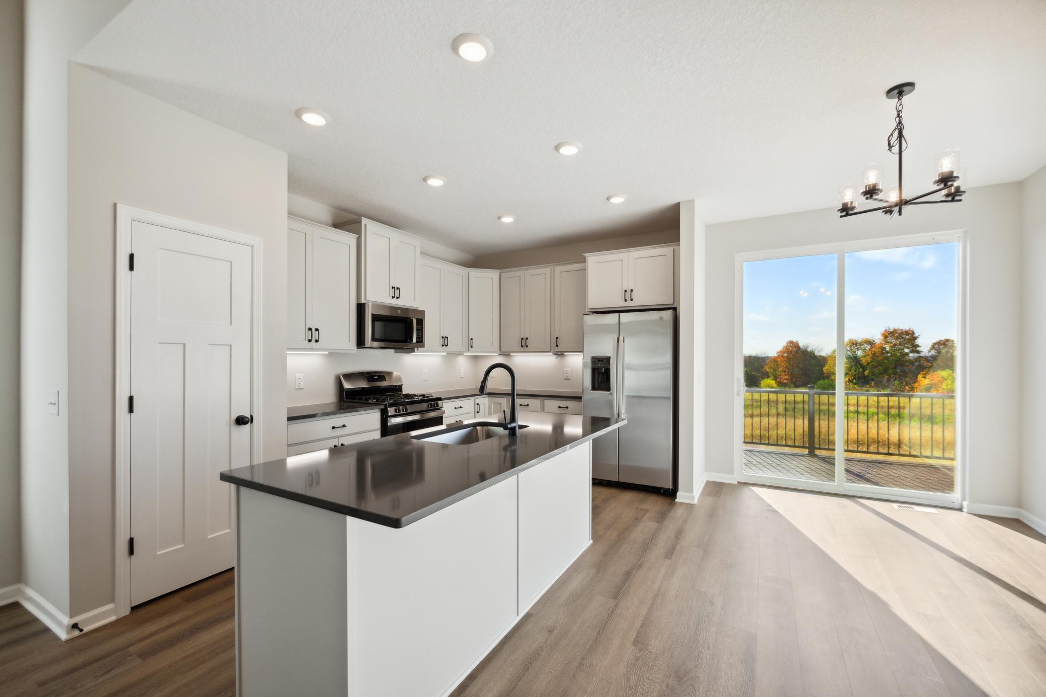 6739 Bluestem Way