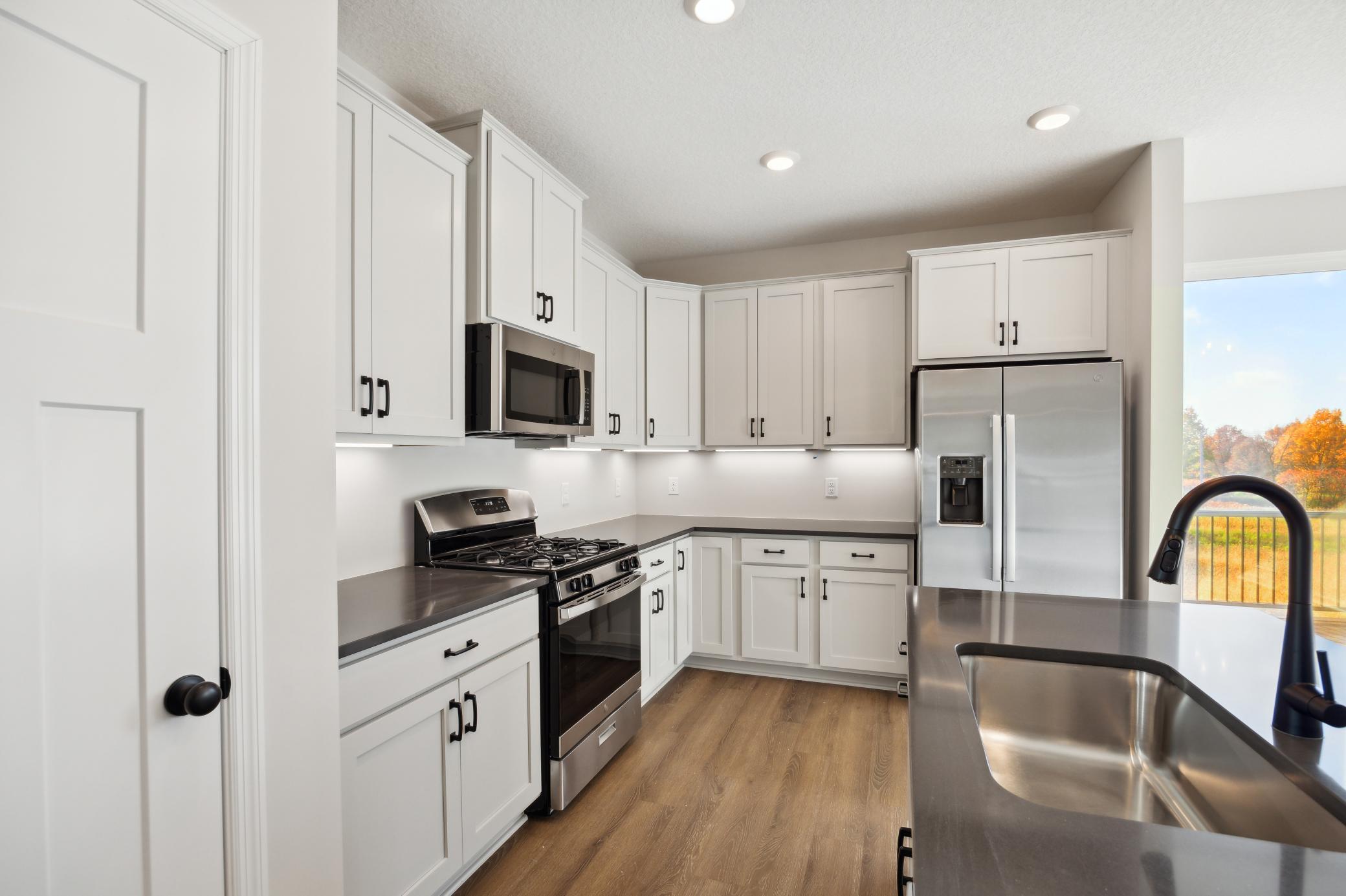6739 Bluestem Way
