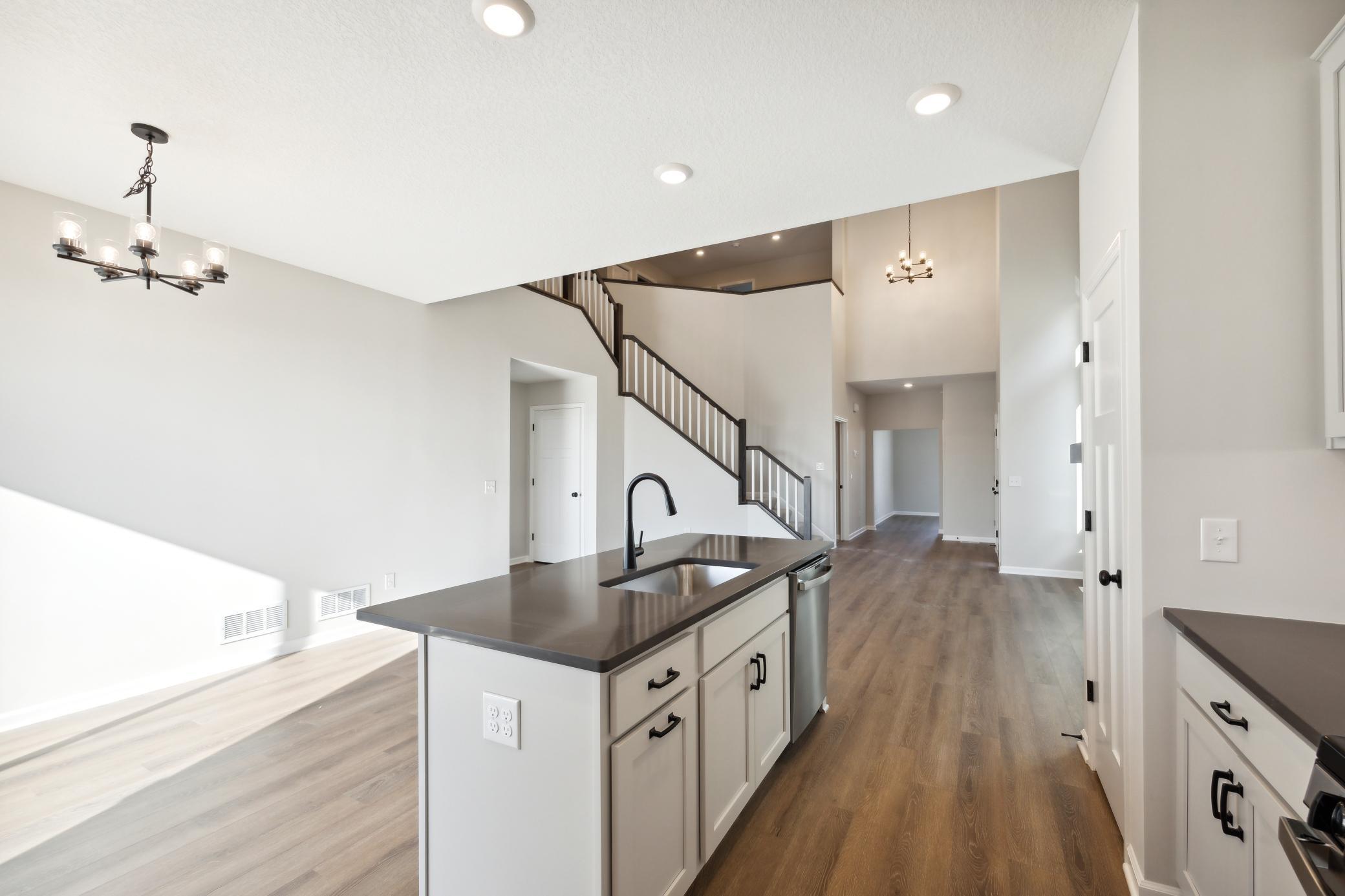6739 Bluestem Way