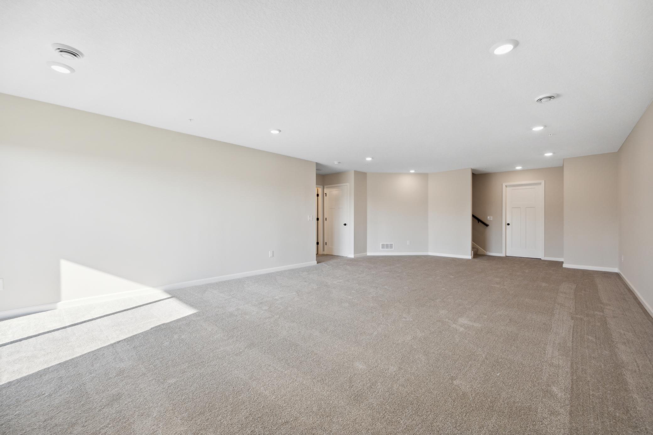 6739 Bluestem Way