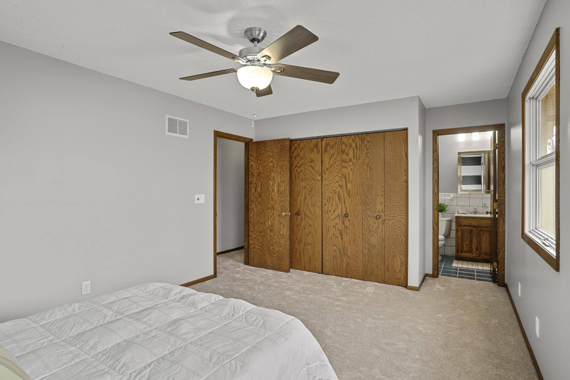 5695 138th Street Court
