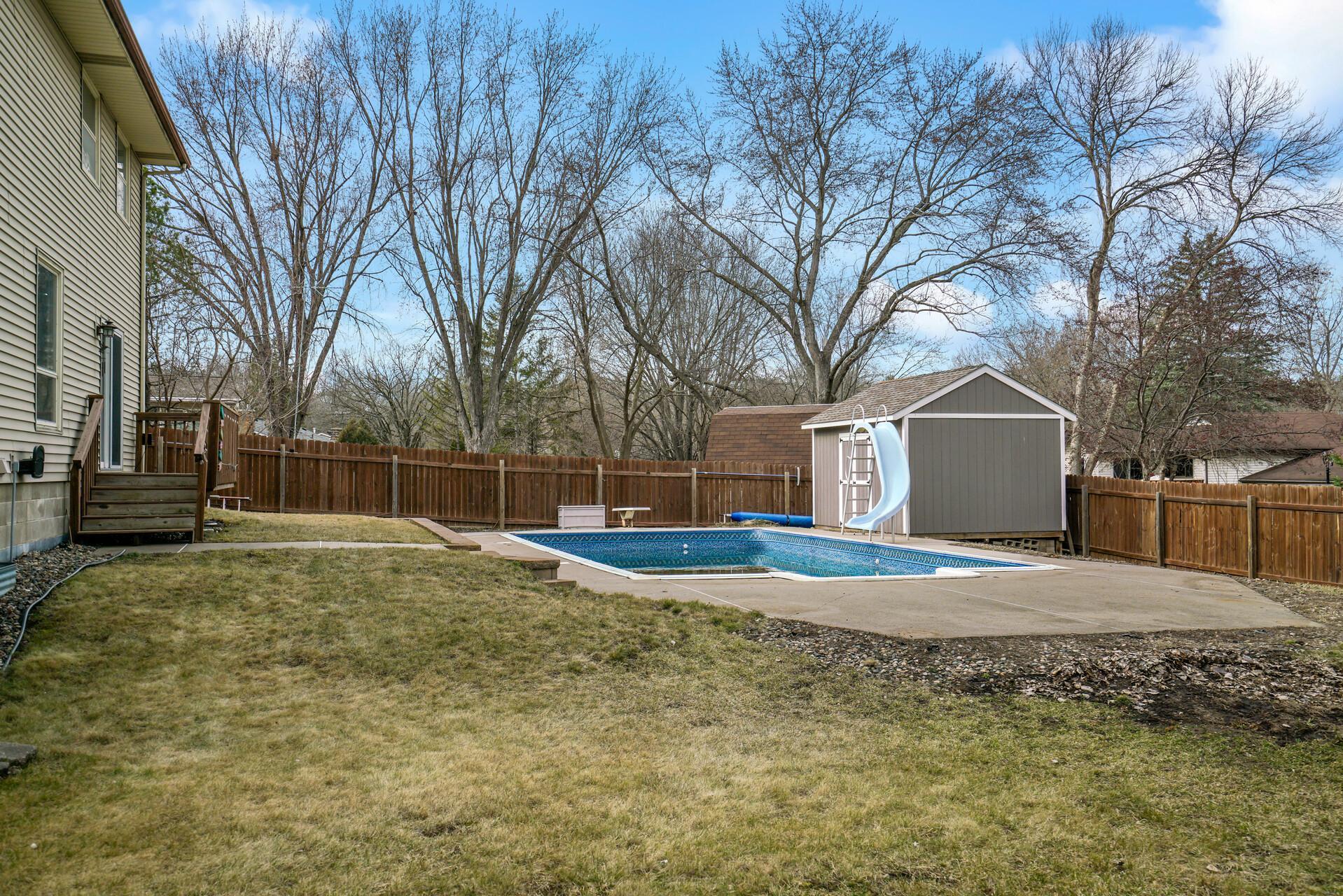5695 138th Street Court