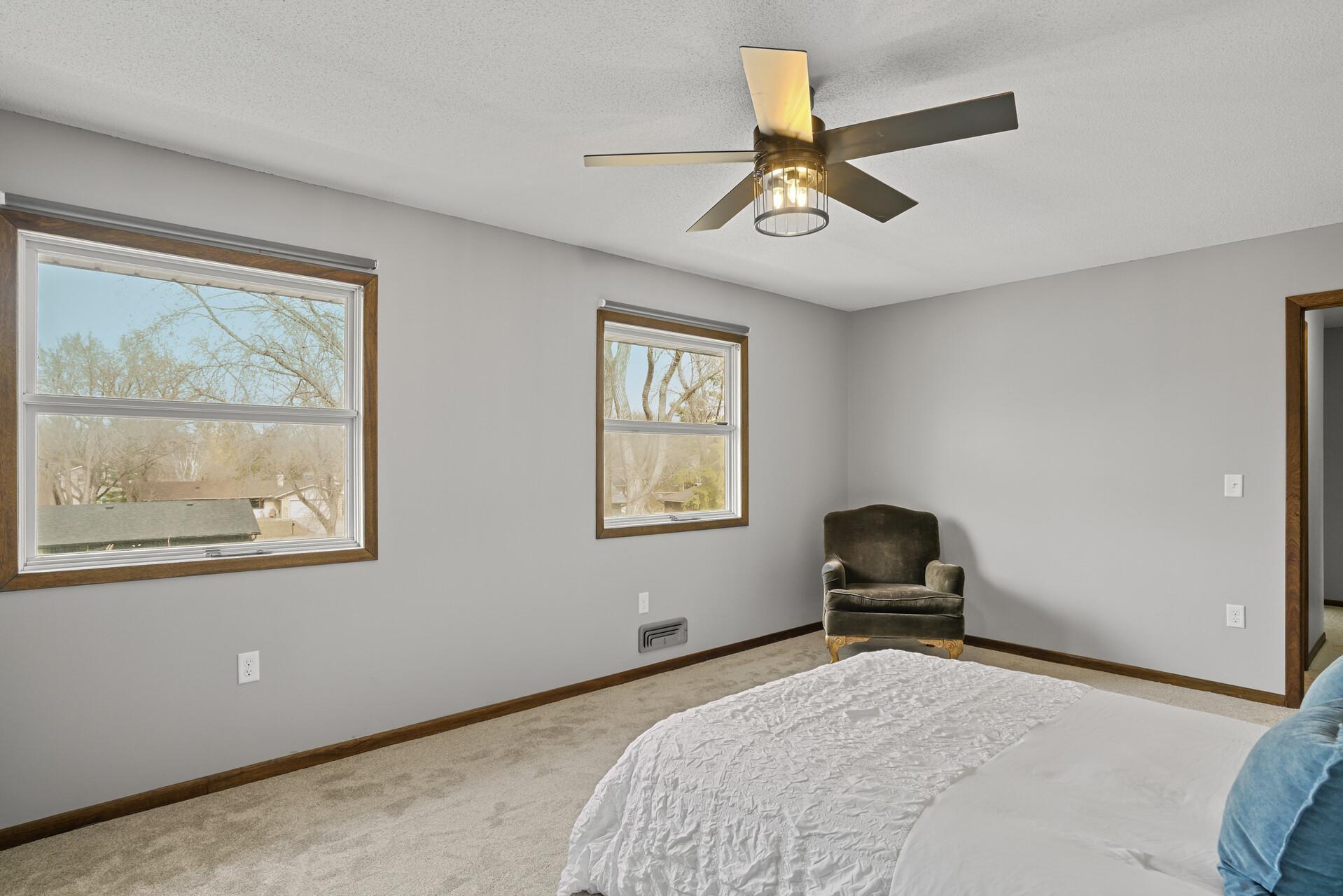 5695 138th Street Court