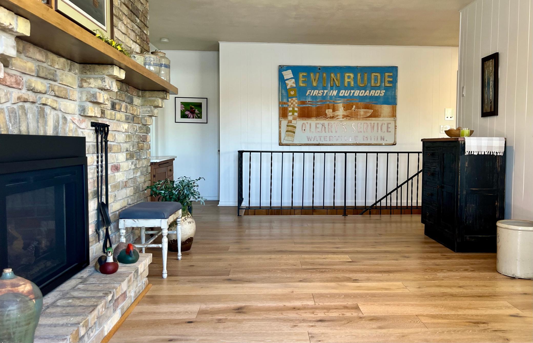 433 E Kings Road