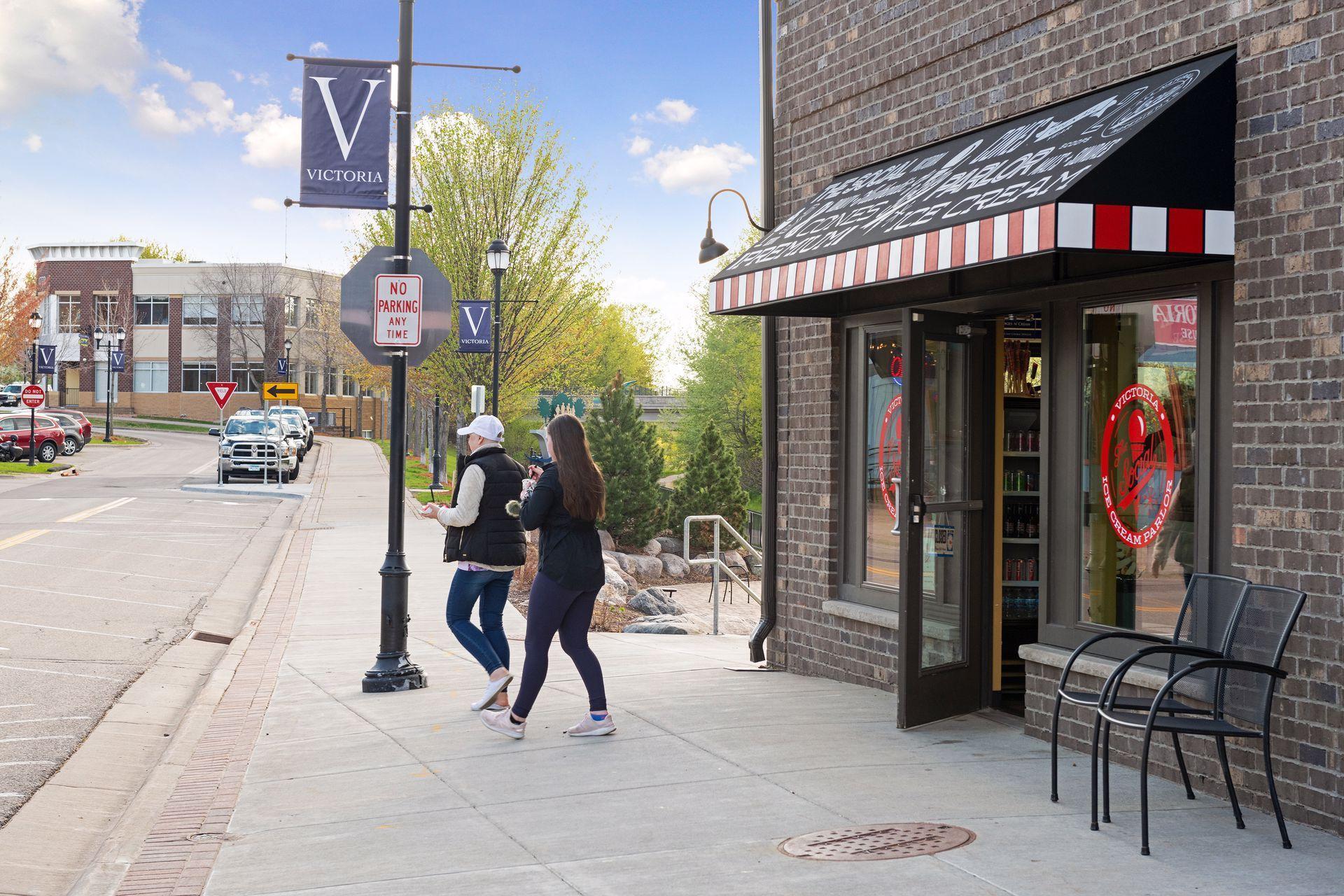 8465 Kelzer Pond Drive