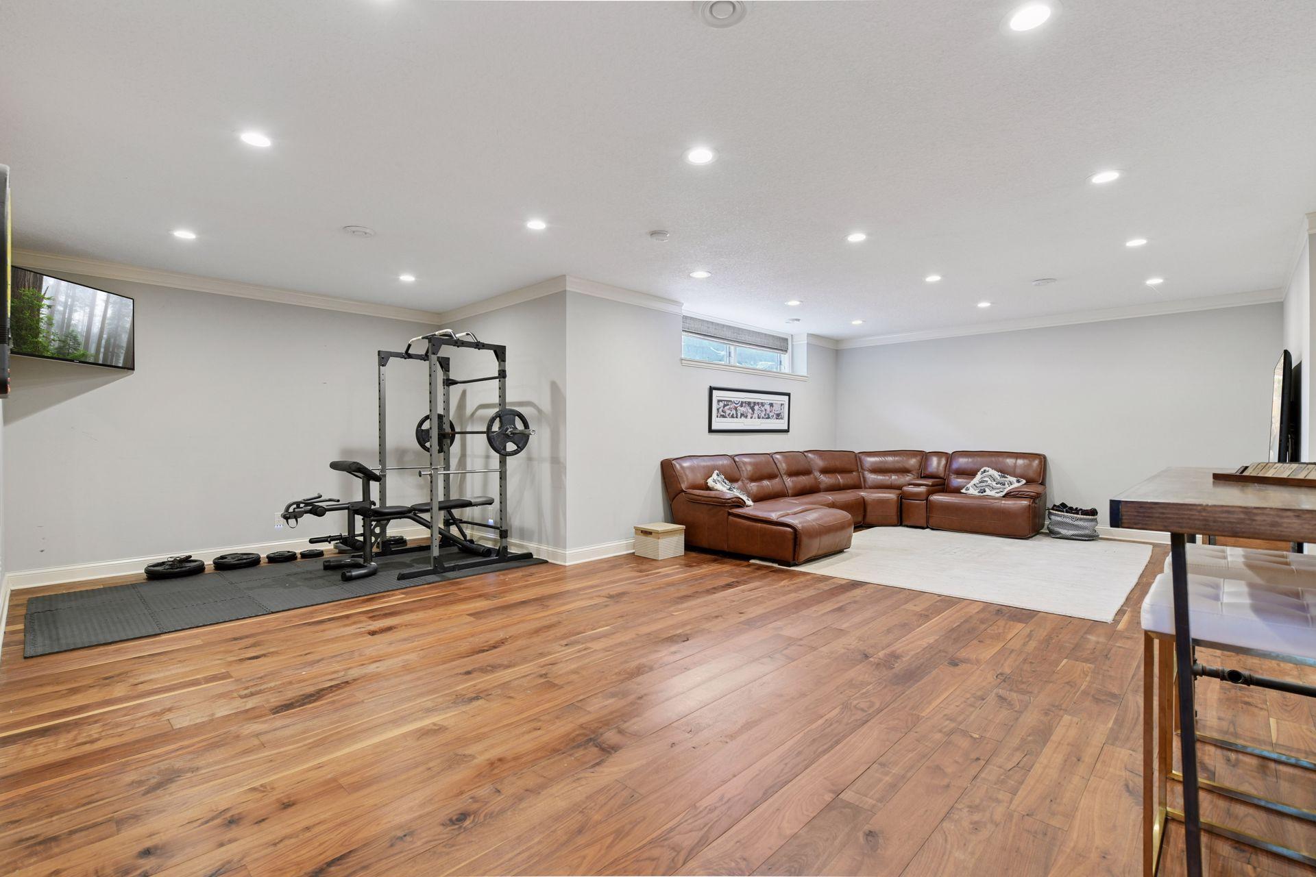 8465 Kelzer Pond Drive