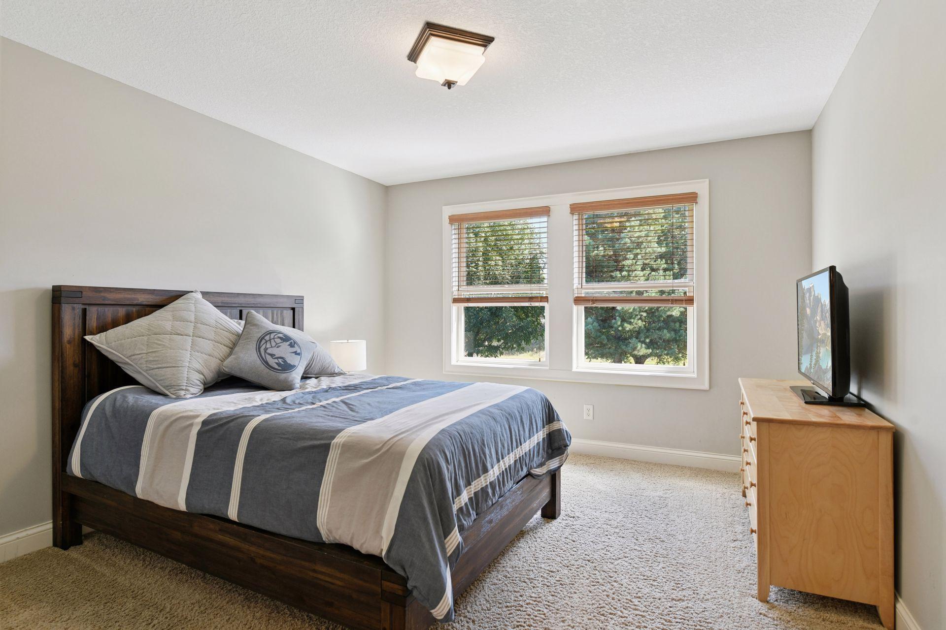 8465 Kelzer Pond Drive