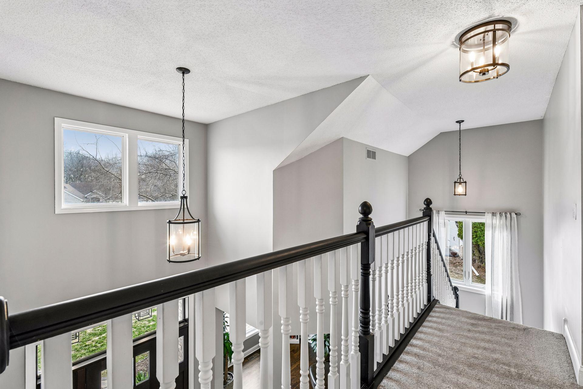 1944 Creek View Court