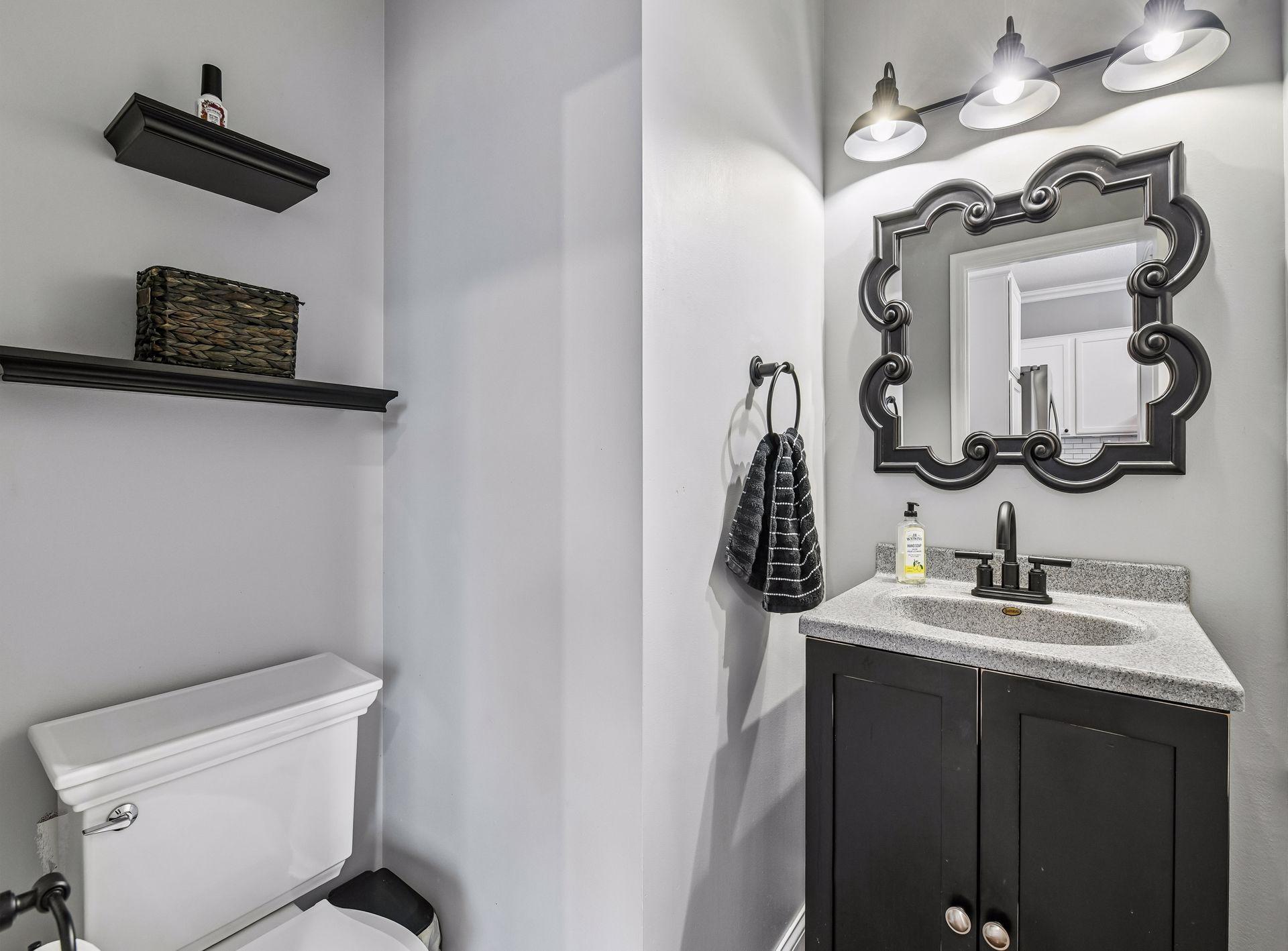 1944 Creek View Court