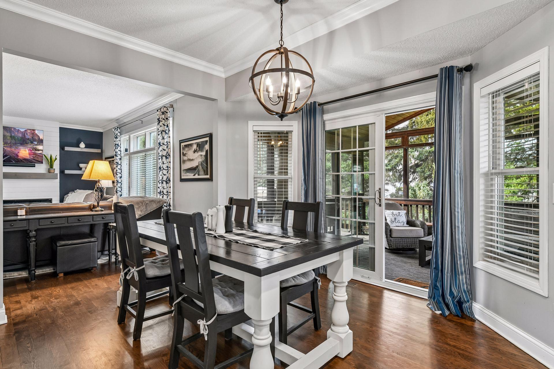 1944 Creek View Court