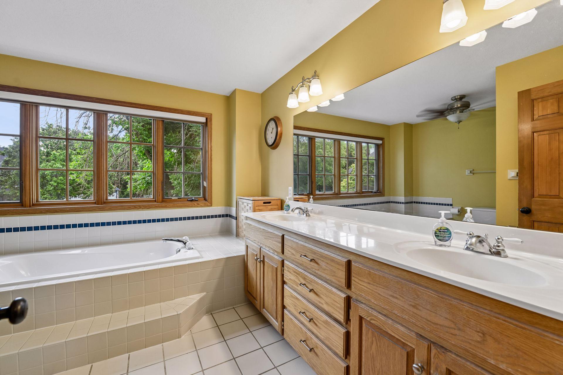 8796 Horizon Ridge