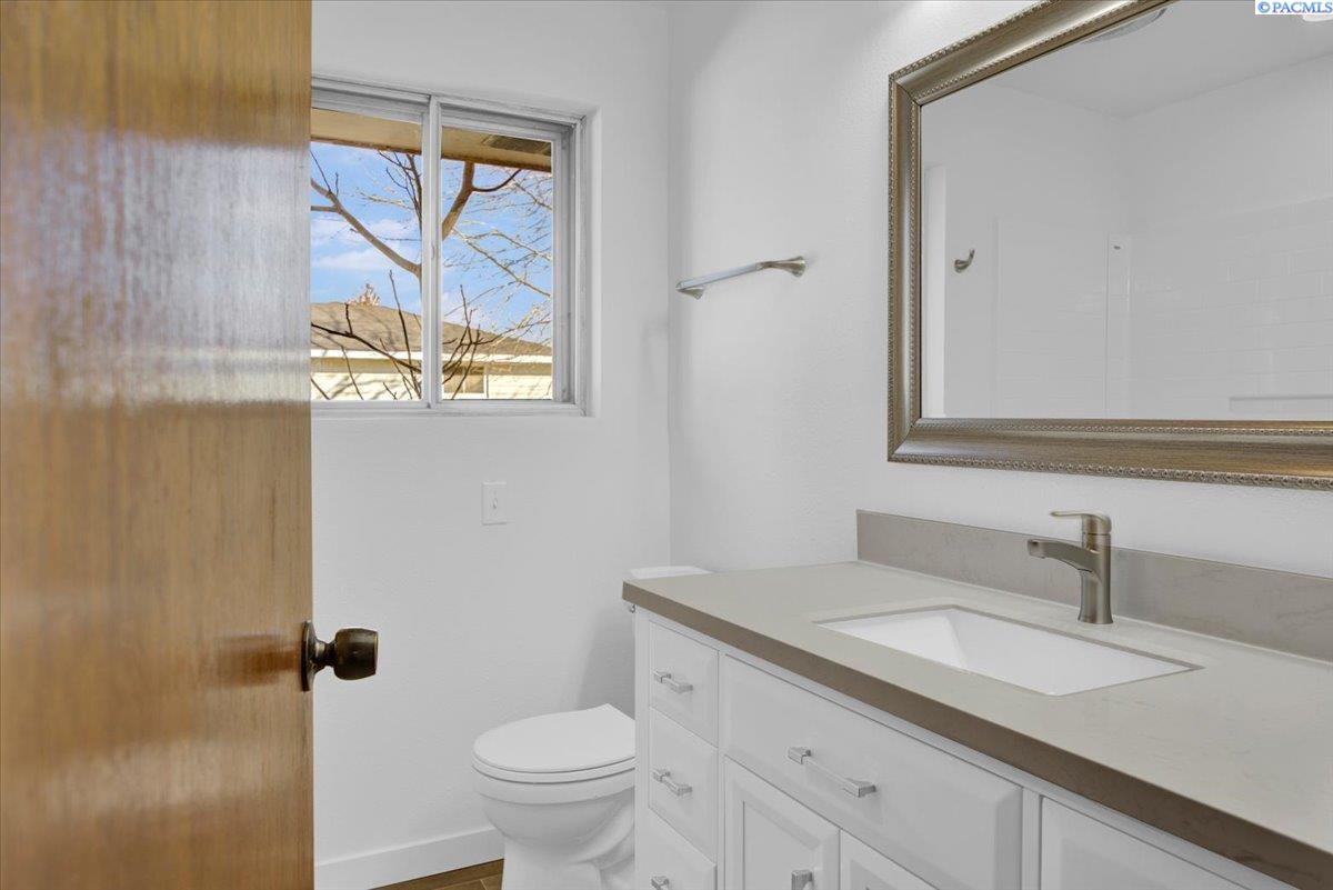 5013 W Livingston Rd