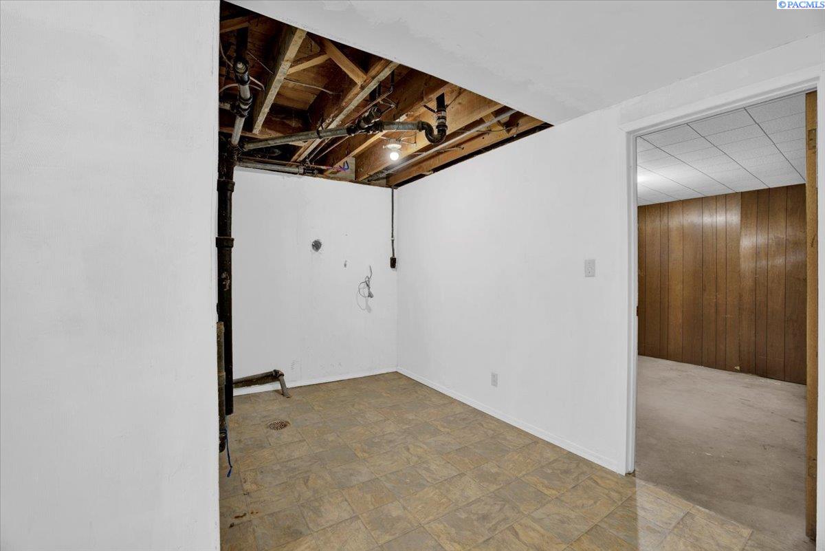 5013 W Livingston Rd