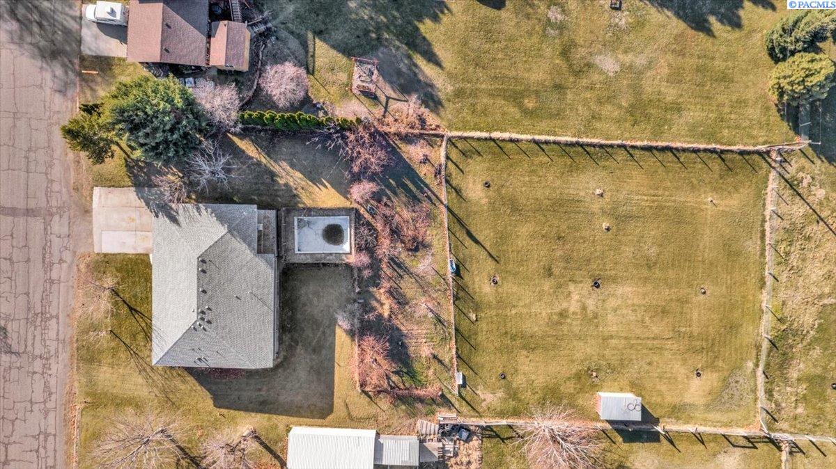 5013 W Livingston Rd