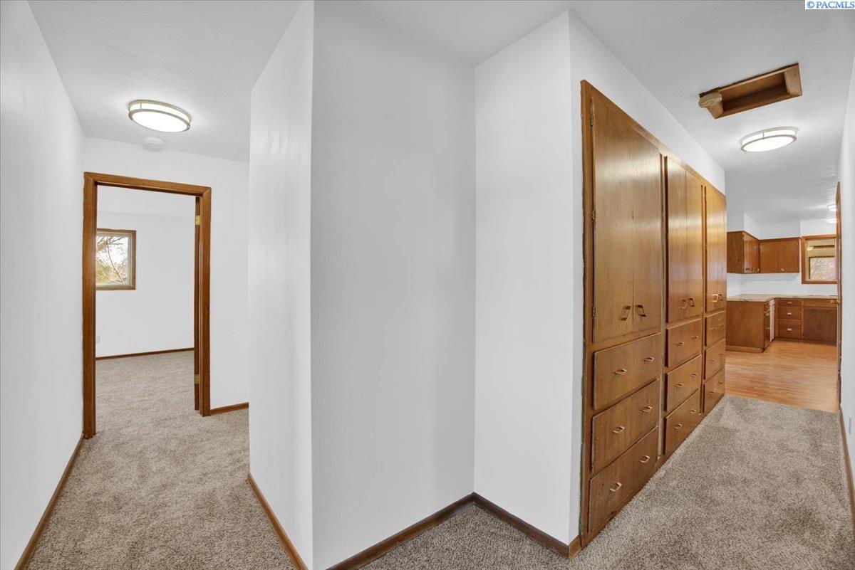 5013 W Livingston Rd