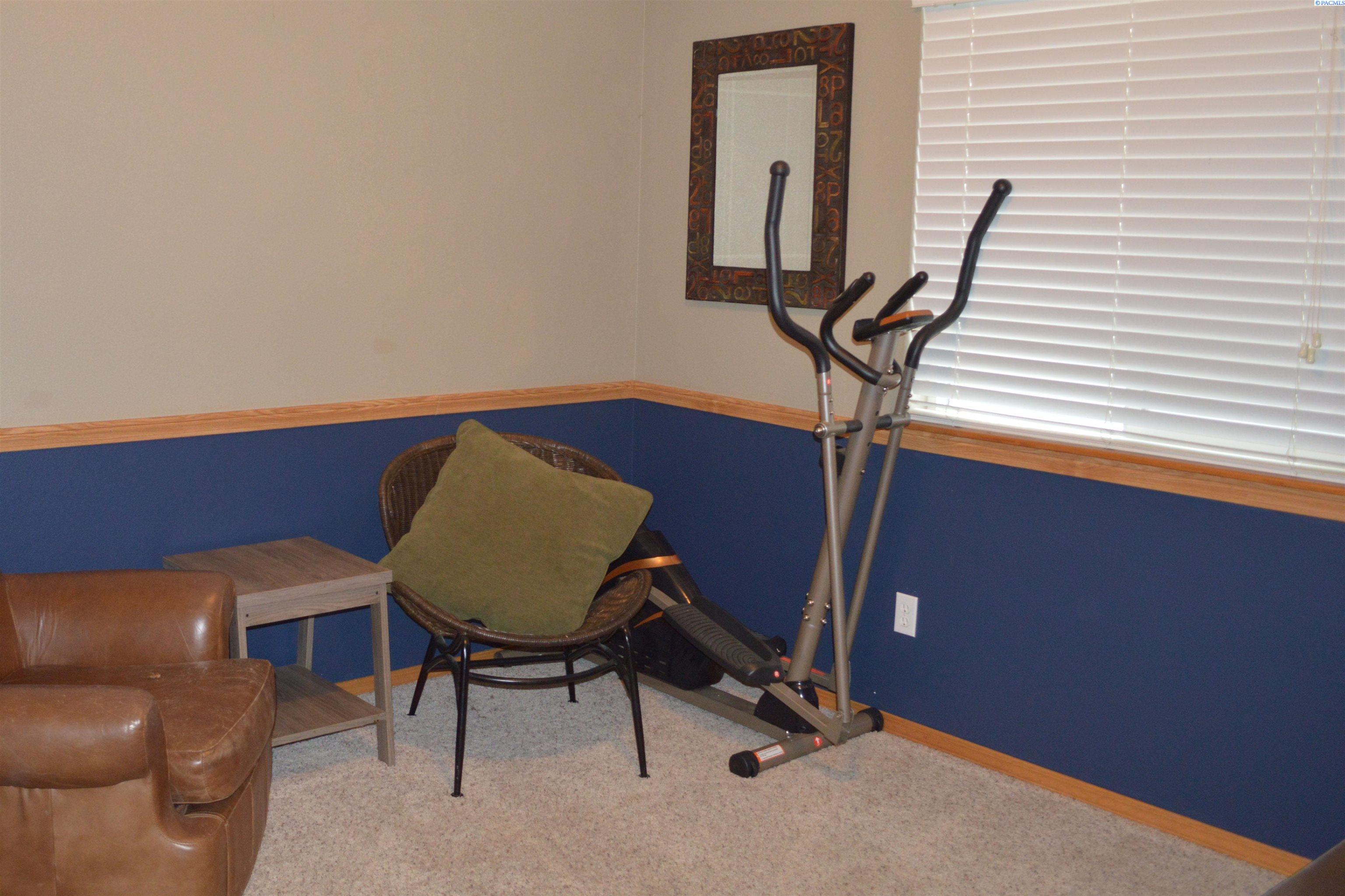 7820 White Bluffs Ct.