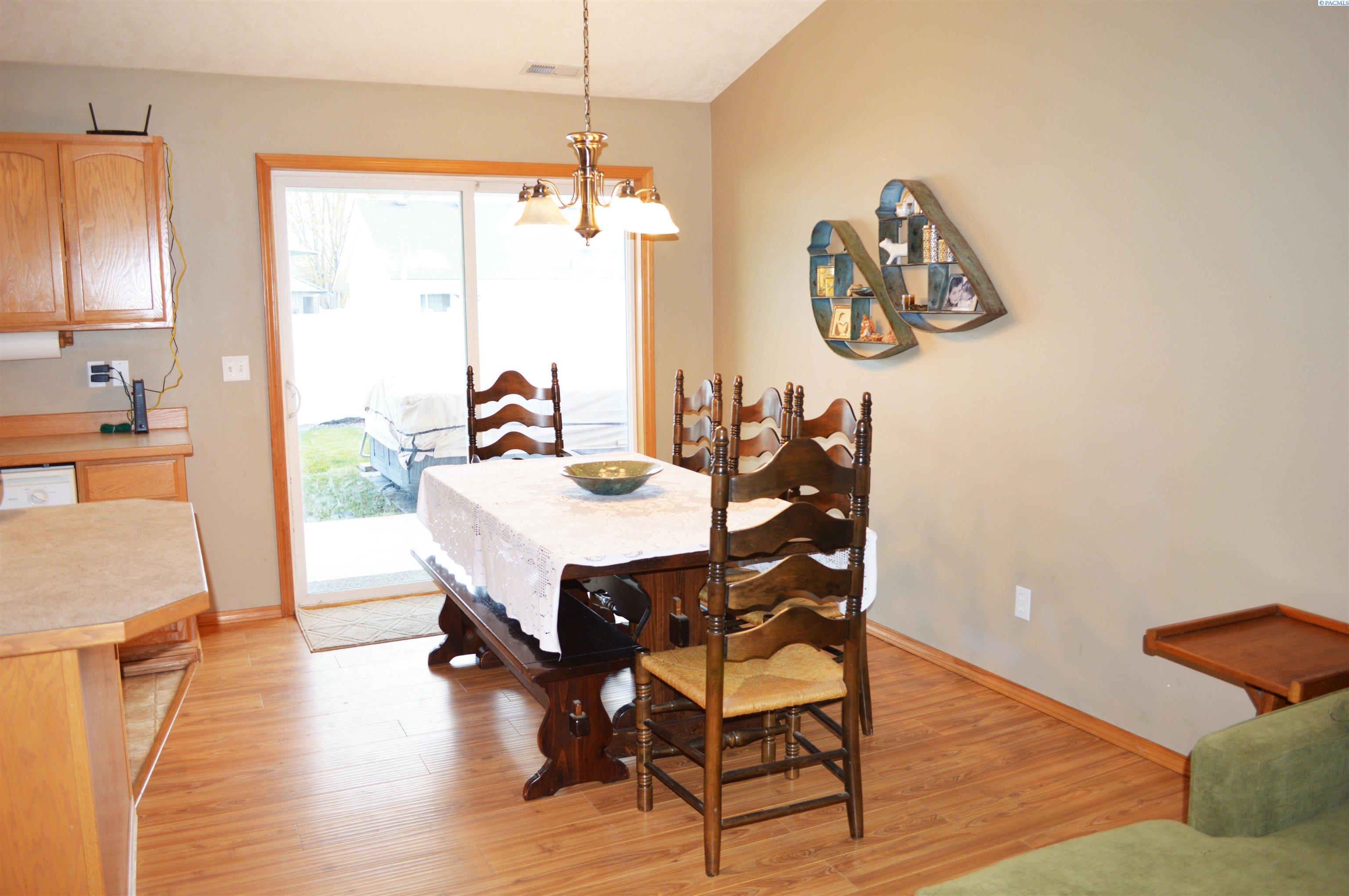 7820 White Bluffs Ct.